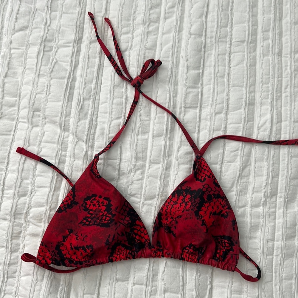 Bathing suit top